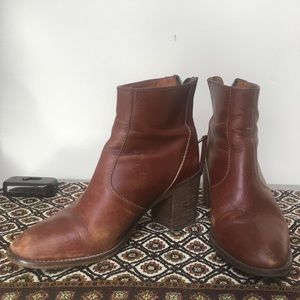 Madewell Billie Back Leather Heel Boots